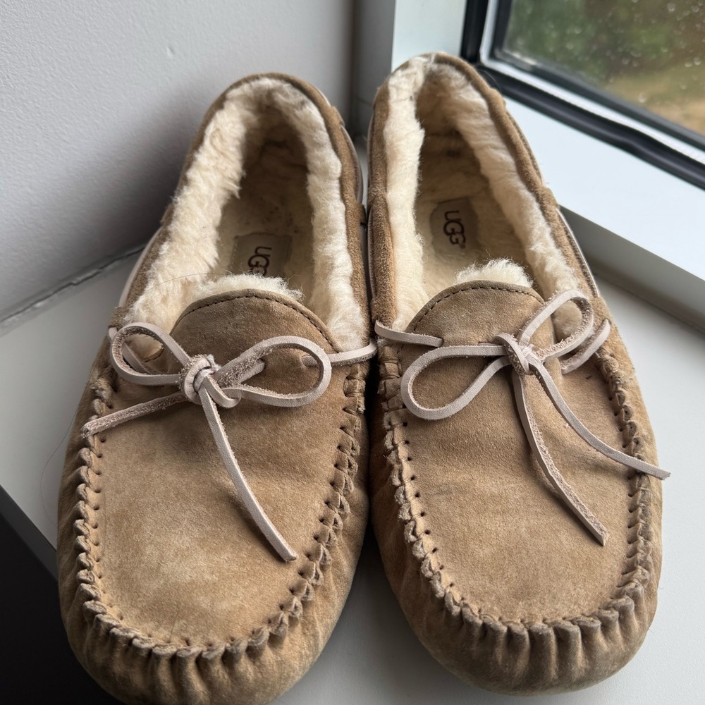 Ugg Moccasin Slippers (Women’s)